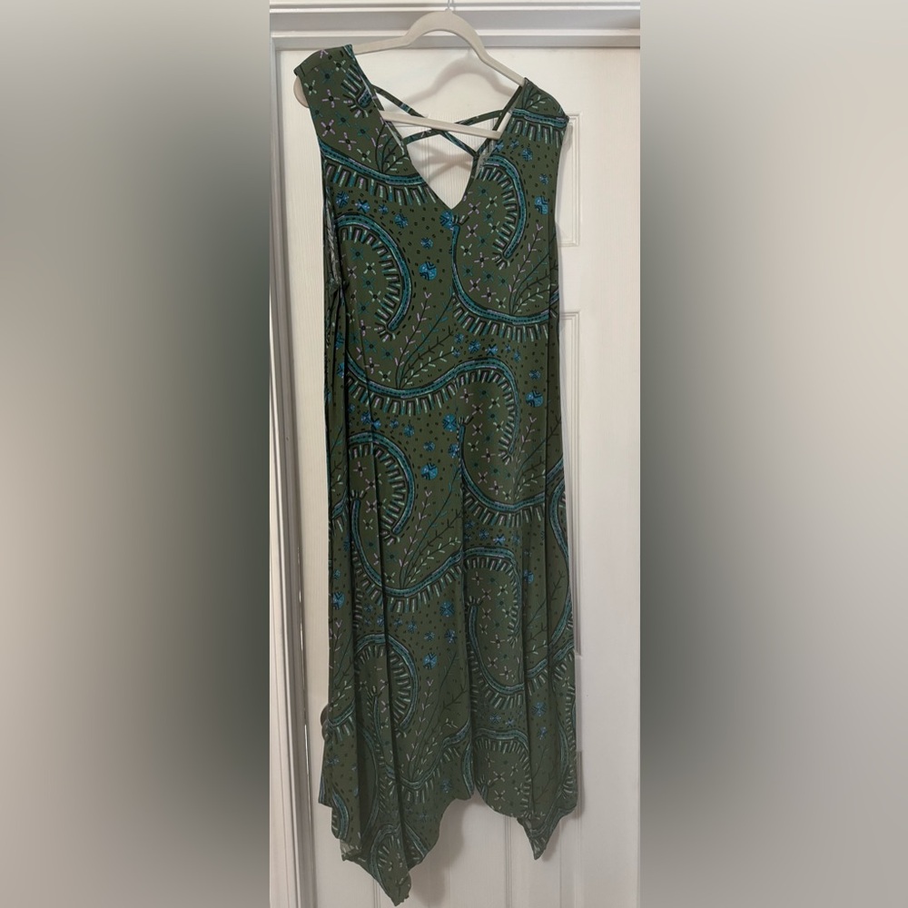 Ava & Viv Green and Blue Patterned Dress